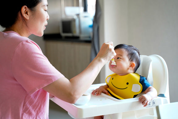 Top Foods To Introduce And Avoid When Starting Solids