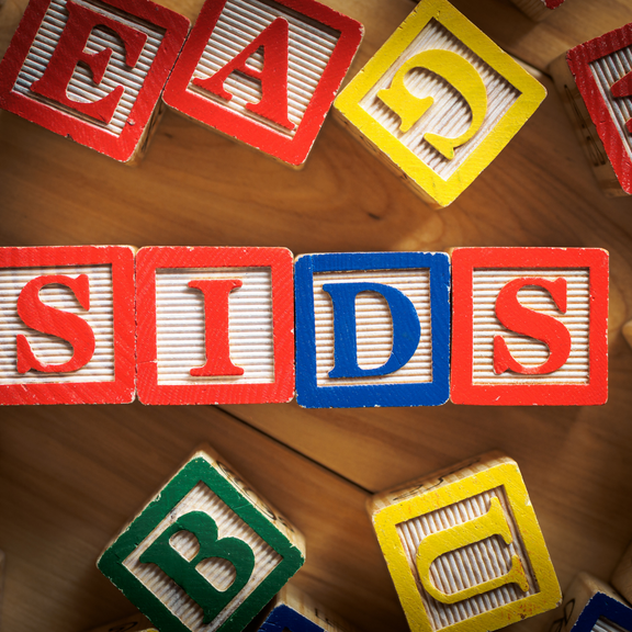 12 SIDS Symptoms and Causes Every Parent Needs To Know