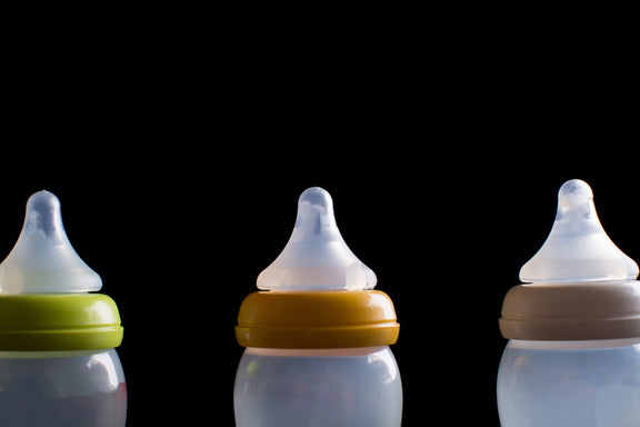 A Parent's Guide to Bottle Nipple Sizes