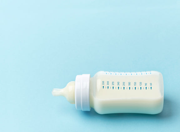 7 Tips To Reduce Reflux in Bottle-Fed Babies